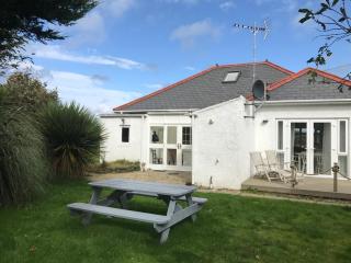 Golf View Cottage PORTRUSH - Portrush - 1