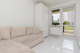 Metro Targówek Spacious Apartment with Parking by Noclegi Renters - Varsavia - 4