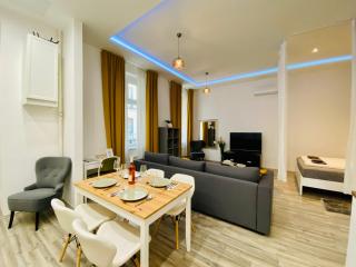 Chic Luxury Studio in Central Budapest - Tropical - Budapest - 5
