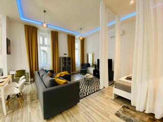 Chic Luxury Studio in Central Budapest - Tropical - Budapest - 2