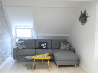 TY REFUGE 2 à 4 vacanciers Terrasse Plages et Commerces à pied Parking - 6