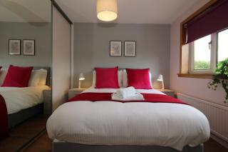 Signature - Binnie House - Cumbernauld - 8