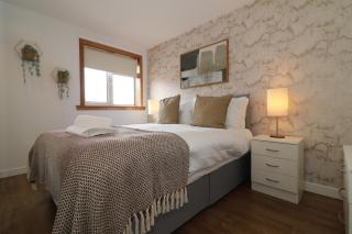 Signature - Binnie House - Cumbernauld - 6