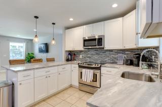 Palm Beach Townhome 4 Mi to Juno Beach Park! - 1