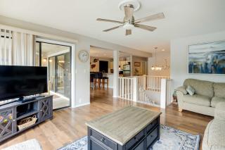 Community Pool Lakefront Osage Beach Condo! - Osage Beach - 6