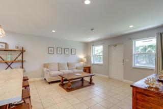 Less Than 3 Mi to Juno Beach Coastal Townhome with Patio! - 6