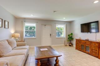 Less Than 3 Mi to Juno Beach Coastal Townhome with Patio! - 1