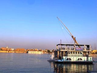 Floating Hotel- Happy Nile Boat - Luxor - 9