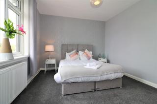 Signature - Carfin House - 5