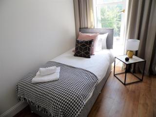 Signature - Langlands House - 1