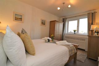 Signature - Gordon House - Glasgow - 4
