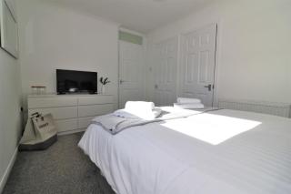 Signature - Honeywell House - 1