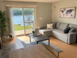 Thames River Cottage - 0