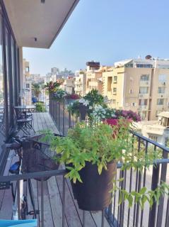 beautiful 2 bed rooms apartment on the beach - Tel Aviv - 2