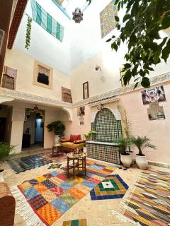 Dar Khmissa Fes-Luxury Stay Fes Medina - 4