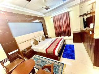 Hotel Vista Inn, Karol Bagh, New Delhi - Near Metro - New Delhi - 1
