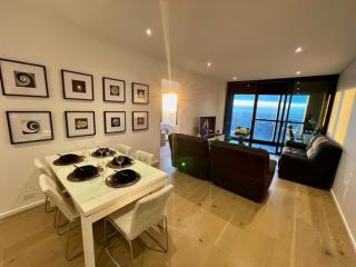 GrandSuite 3BR Near Crown Melbourne LuxViews - 5