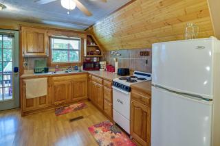 Dog-Friendly Home Rental about 5 Mi to Cave Run Lake! - 8