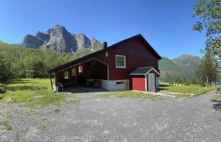 Lofoten Red Villa - 5