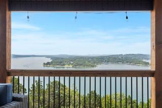 Panoramic Lake Views, Free Silver Dollar City Tickets, Stunning Decor - Kimberling City - 6