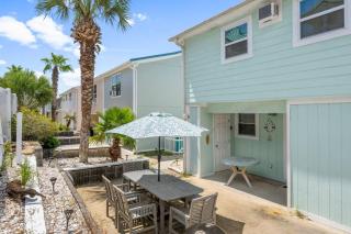 NEW! Steps To White Sand Beaches! Pool & Grill! 2BR 2BA - 3