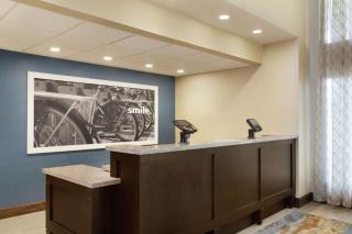 Hampton Inn and Suites Springdale - Springdale - 8