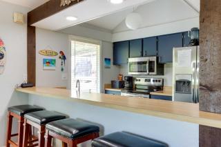 Hot Tub and Deck Margaritaville Resort Retreat! - Osage Beach - 2