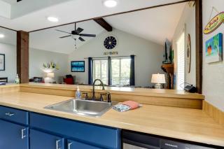 Hot Tub and Deck Margaritaville Resort Retreat! - Osage Beach - 1