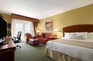 Embassy Suites by Hilton Greensboro Airport - 0