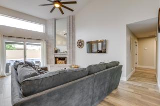 Heated Pool, 2 Mi to Dtwn Central Peoria Home! - Peoria - 3