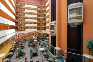 Embassy Suites Omaha- La Vista/ Hotel & Conference Center - 8