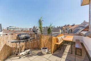 Modern Colonial Style, Central, Rooftop, BBQ - 8
