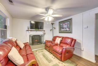 Lakefront Delta Cottage with Views, Canoe and Dock! - 7