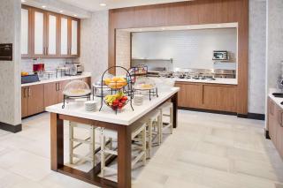 Hilton Garden Inn Dallas/Arlington South - Arlington - 4
