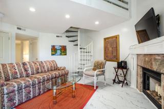 Serene Views Community Pool - 5