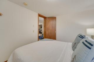 Branson Getaway Deck with Pool View and BBQ Grill! - Branson - 1