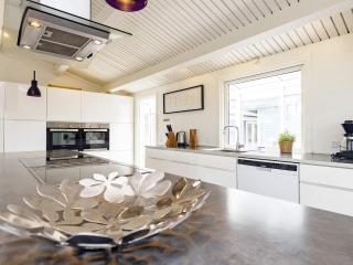 Six-Bedroom Holiday home in Humble - Humble - 1