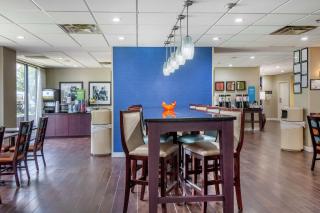 Hampton Inn Adel - Adel - 5