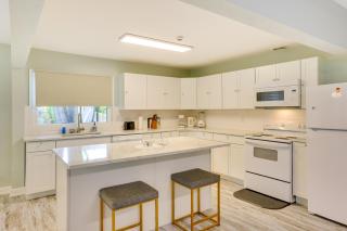 Charming Omaha Getaway - 3 Mi to Baxter Arena! - Omaha - 8