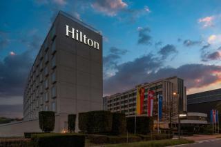 Hilton Geneva Hotel and Conference Centre - Genève - 5