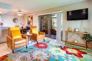 Lakefront Condo with Pool and Views 7 Mi to Orlando! - Orlando - 6