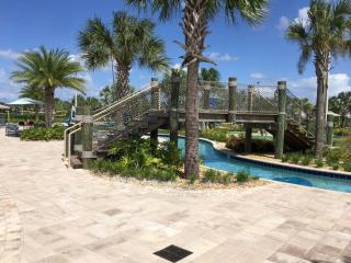 Family place with gorgeous view 4 miles to DISNEY - Kissimmee - 1