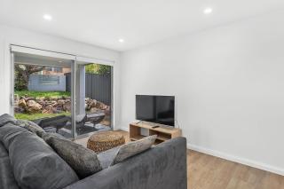 Dixon Drive 4 - Nelson Bay - 5