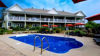 Condo 202 Le Champlain vue sur la montagne, ski, vélo, piscine ! - Bromont - 0
