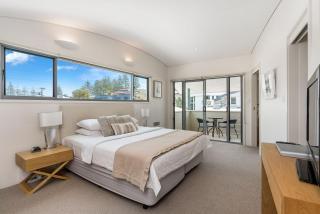 Jades on Lawson 1 - 2