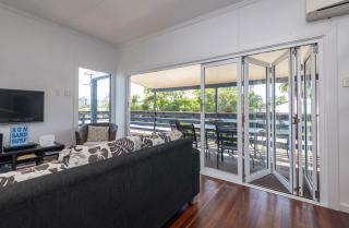 The Cottage 16 Clarke Street Bargara - Bargara - 9