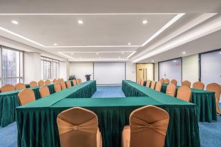 Lucky Holiday International Hotel Pazhou Convention and Exhibition Center Zhujiang New Town Branch - Free Shuttle Bus to Canton Fair Complex During Canton Fair Period & Overseas Buyers Registration Service & Free VPN Internet Access - Canton - 1