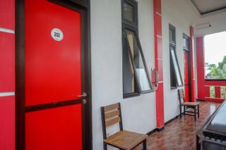RedDoorz near Alun Alun Wonosobo 2 - Wonosobo - 3