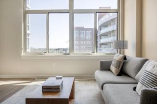 Potomac Yard 1br w courtyard gym nr airport WDC-712 - Alexandria - 0