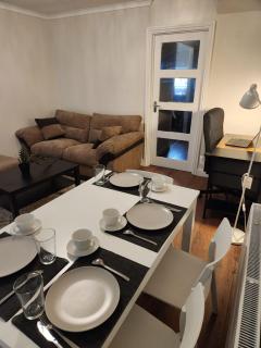 Home away from Home - Woolwich - 4